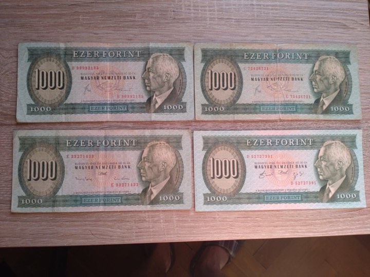 Forgalomból kivont 1000 forintos bankjegyek