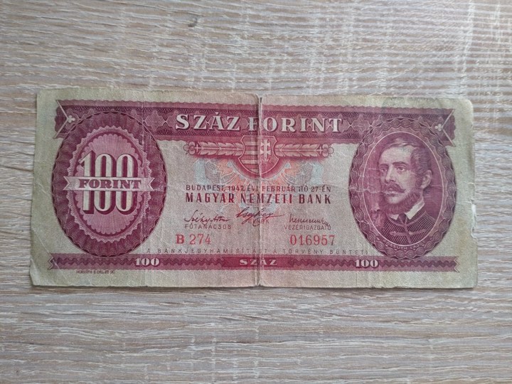 Régi 100 forintos bankjegy