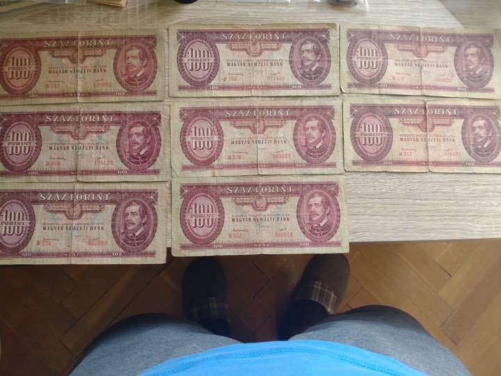 Forgalomból kivont 100 forintos bankjegyek