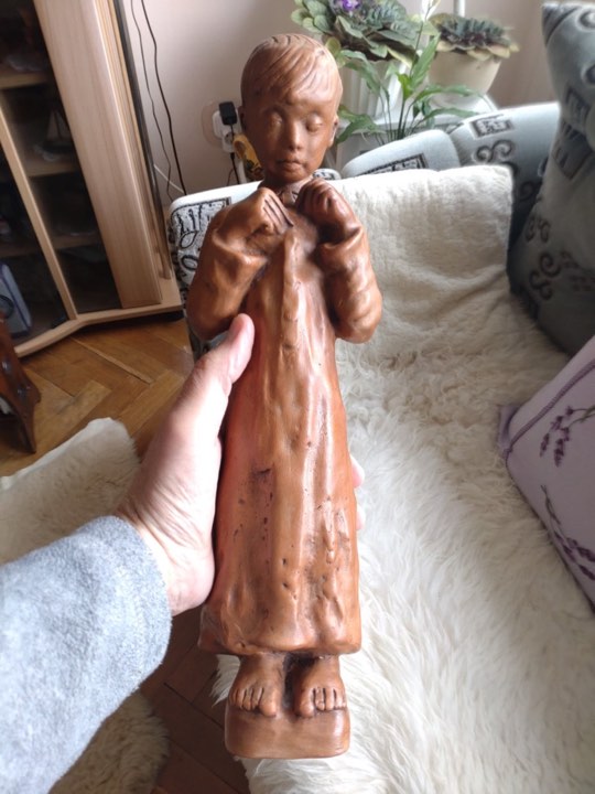 Kerámia figura, jelzett